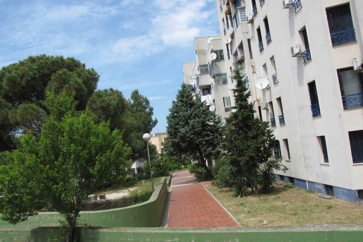 Leut Apartment, 3Min Beach, 15Min Center Pula Exterior photo