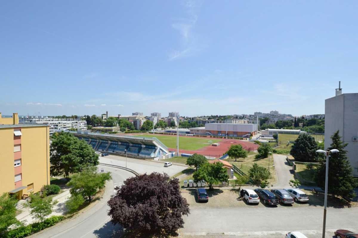 Leut Apartment, 3Min Beach, 15Min Center Pula Exterior photo