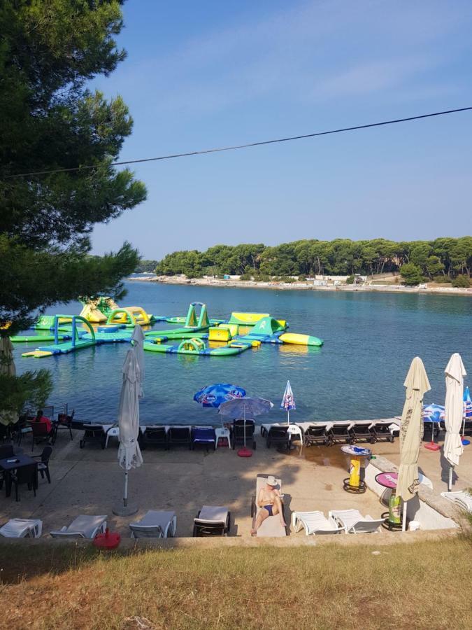 Leut Apartment, 3Min Beach, 15Min Center Pula Exterior photo