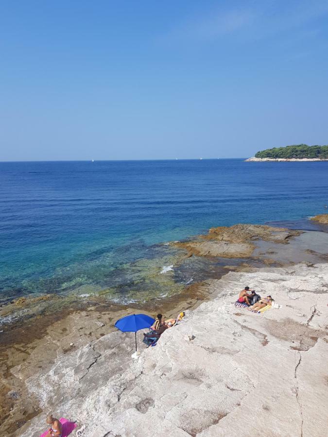 Leut Apartment, 3Min Beach, 15Min Center Pula Exterior photo